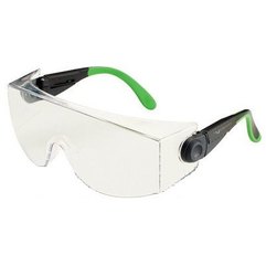 Очки защитные с улучшенной защитой от царапин и запотевания, совместное ношение с оптическими очками Univet 535