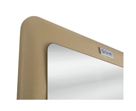 Рабочее место парикмахера Roy color