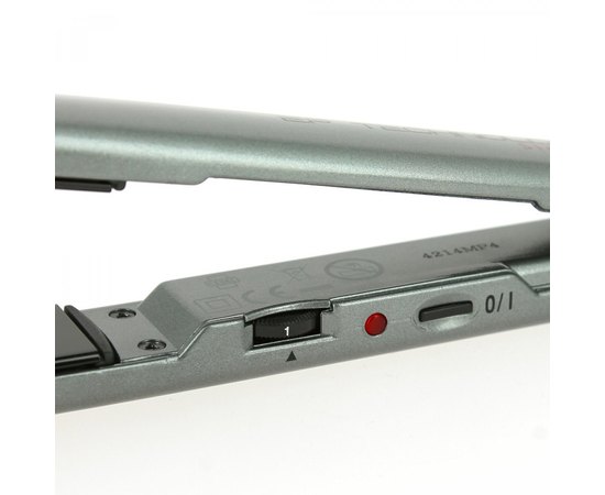 Утюжок для волос Babyliss.