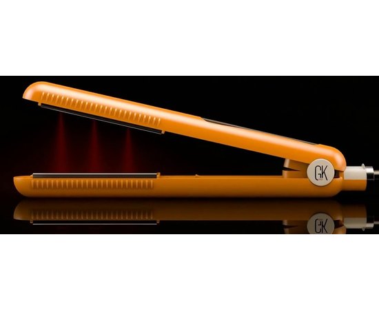 Утюжок для волос Global Keratin Ionic Digital Touch Iron.