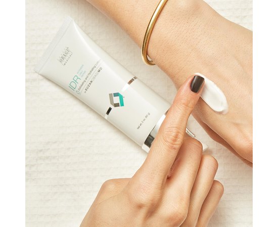 Крем увлажняющий омолаживающий Obagi Suzan Intensive Daily Repair, 60 g, изображение 4 Крем увлажняющий омолаживающий Obagi Suzan Intensive Daily Repair, 60 g, изображение 4