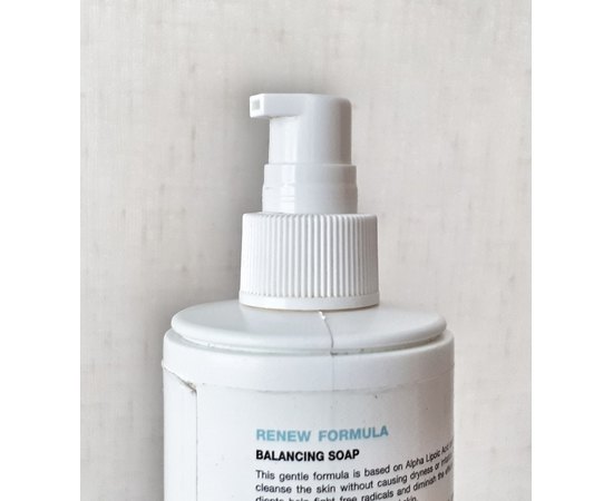 Очистительное средство 3 в 1 Holy Land Renew Formula 3 In 1 Soap Cleanser Toner, 150 ml, изображение 6