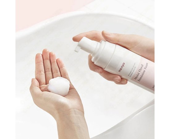 Пенка для интимной гигиены увлажняющая Manyo Moist Floral Feminine Foam, 150 ml, изображение 2