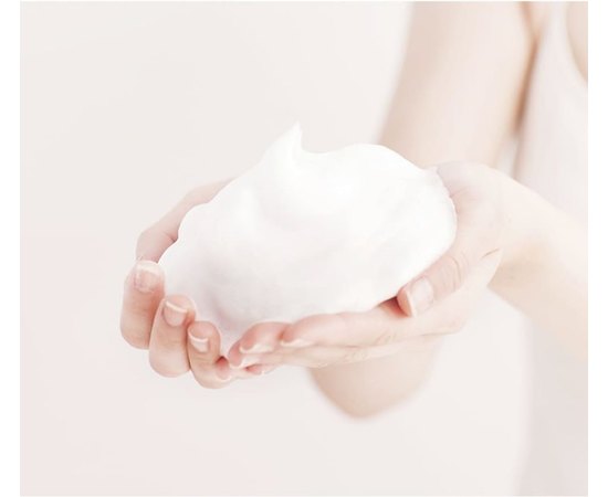 Пенка для интимной гигиены увлажняющая Manyo Moist Floral Feminine Foam, 150 ml, изображение 3