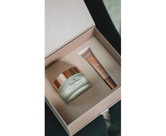 Подарочный набор для омоложения кожи на основе фитоэстрогенов ириса Jean d'Arcel Combi Box Multibalance Anti Age, изображение 2