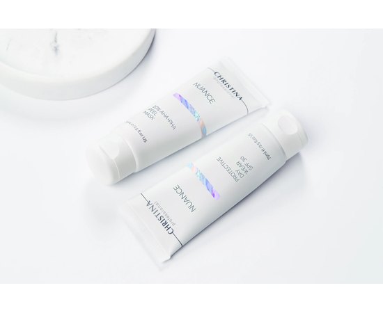 Защитный дневной крем Christina Nuance Protective Day Wear SPF30, 75 ml, изображение 3 Защитный дневной крем Christina Nuance Protective Day Wear SPF30, 75 ml, изображение 3