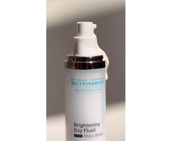 Омолоджуючий денний флюїд для освітлення пігментації Dr.Schrammek Brightening Day Fluid SPF50, 50 ml, фото _ab__is.image_number.default